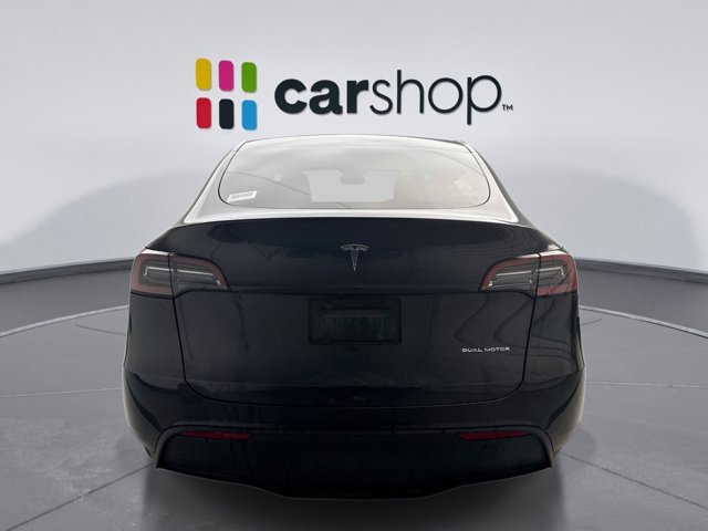 Used 2024 Tesla Model Y Long Range AWD/4WD image 4
