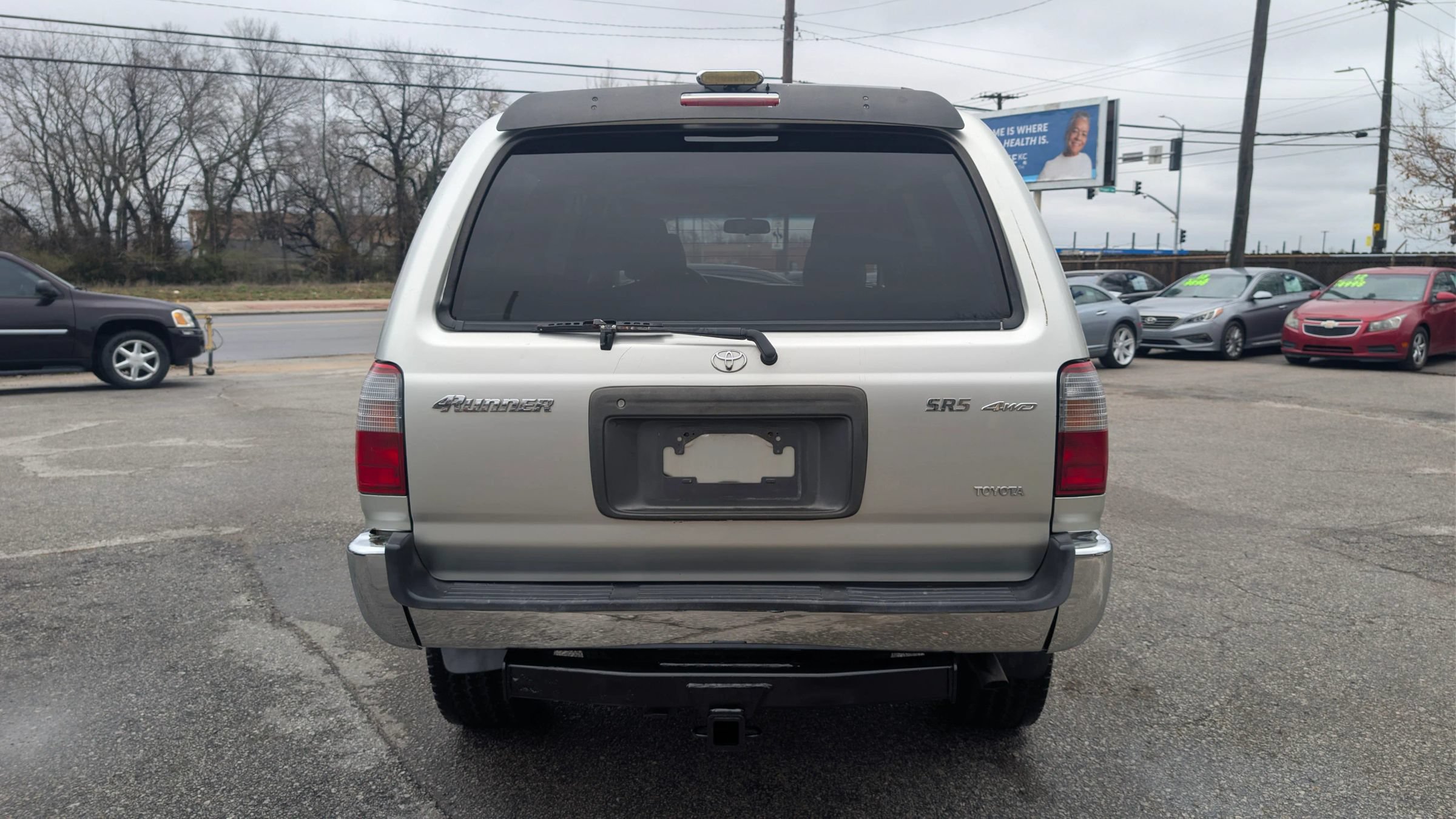 Used 2000 Toyota 4Runner SR5 AWD/4WD image 6