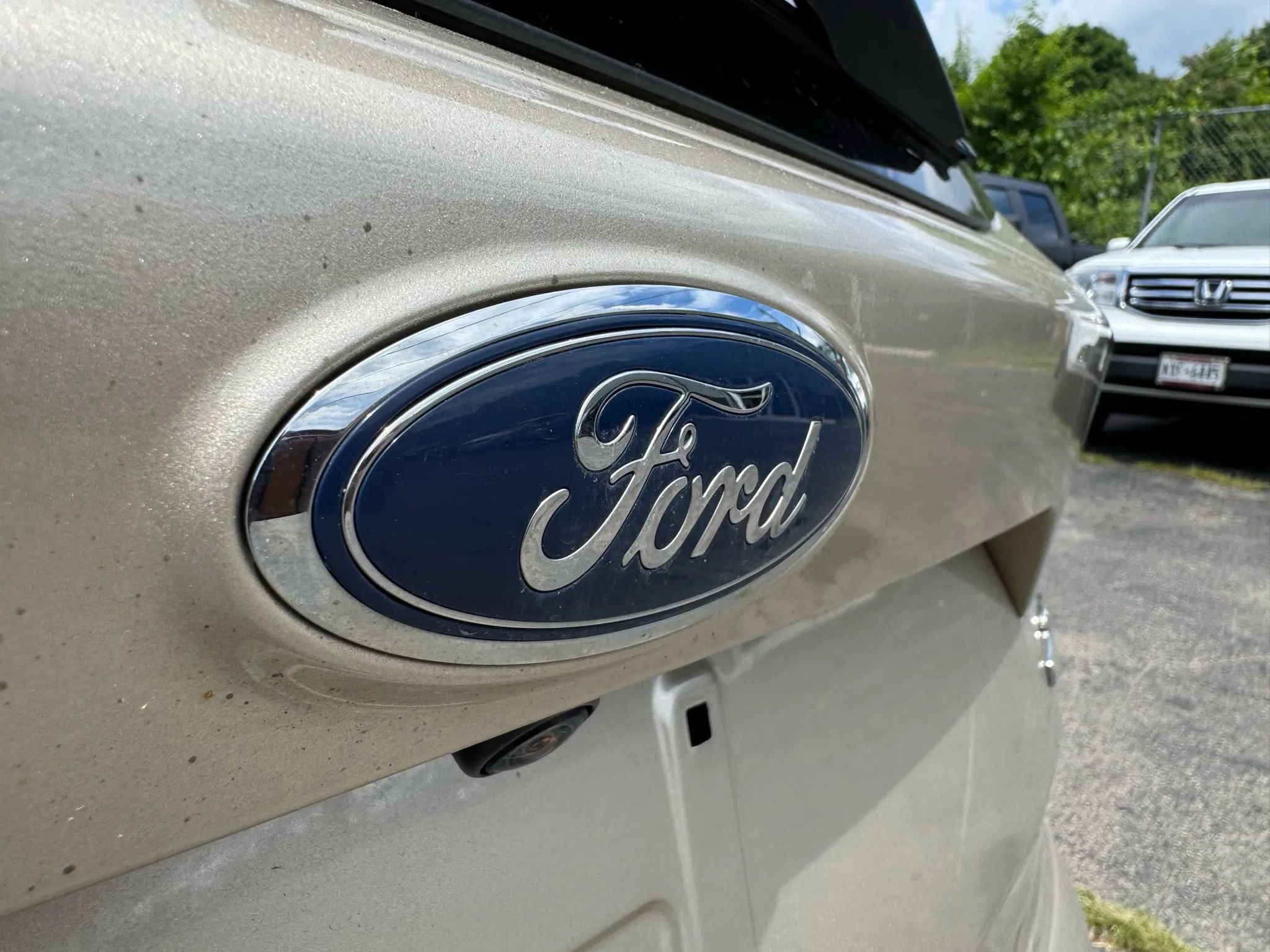 Used 2018 Ford Escape SE image 28