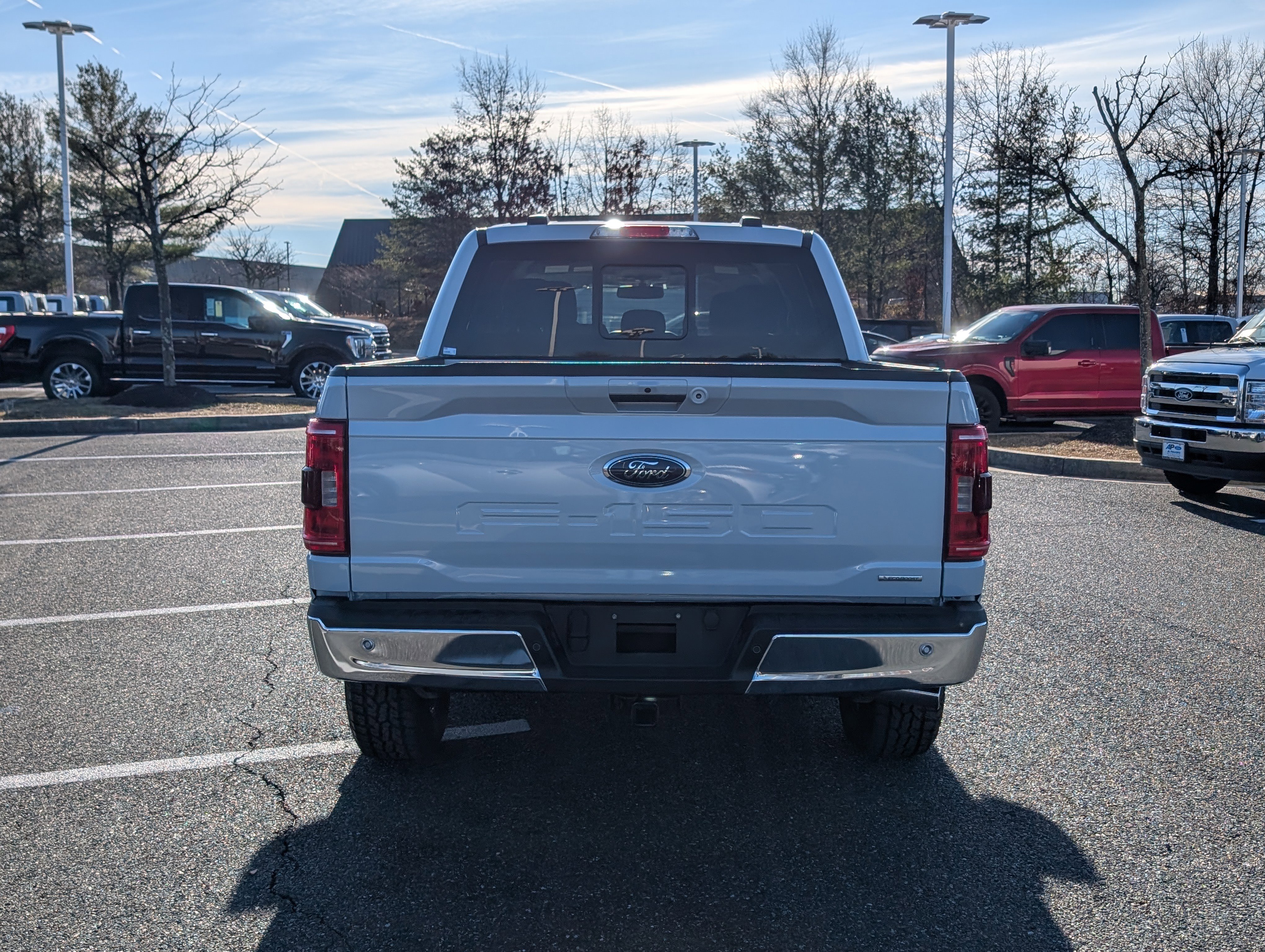 Certified 2022 Ford F150 XLT w/ Equipment Group 302A High image 4