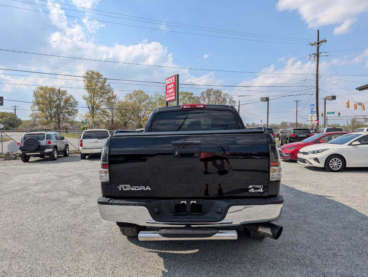 Used 2013 Toyota Tundra 4x4 CrewMax w/ TRD Off-Road Pkg image 8