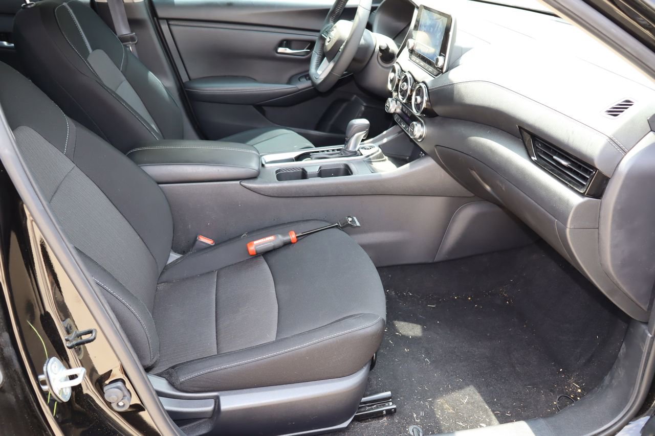 Used 2023 Nissan Sentra SV w/ All-Weather Package FWD image 16
