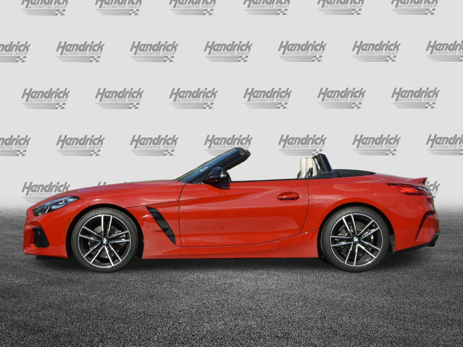 Used 2022 BMW Z4 sDrive30i w/ Premium Package image 8
