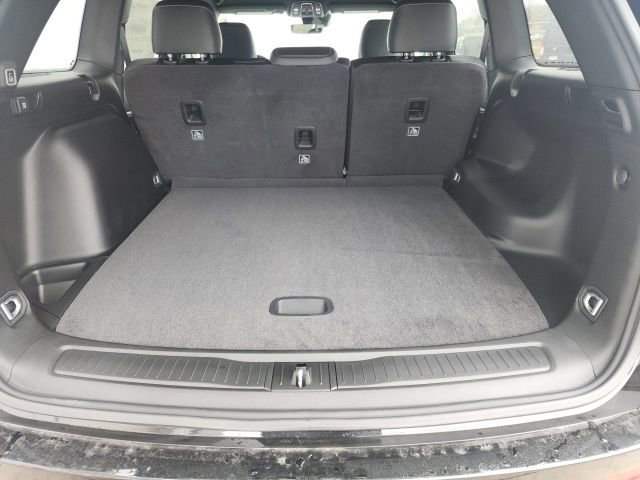 New 2025 Jeep Grand Cherokee Limited w/ Black Appearance Package image 21