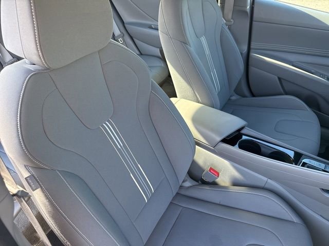 Certified 2023 Hyundai Elantra SEL w/ Convenience Package image 26