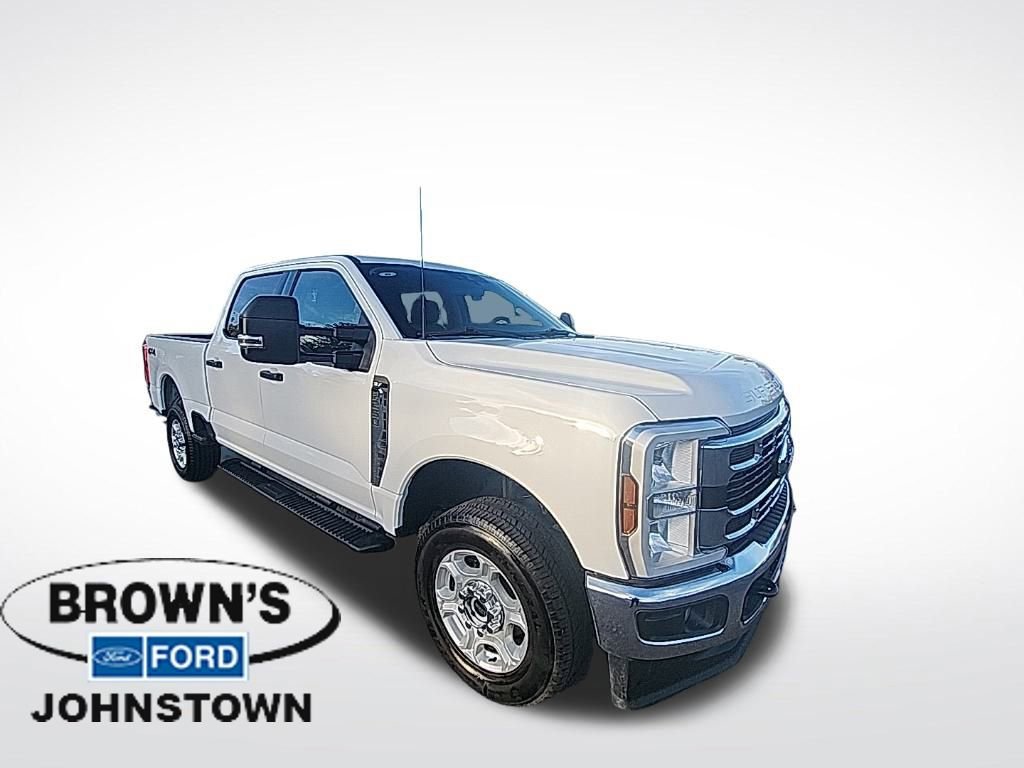 Used 2025 Ford F250 XLT image 1