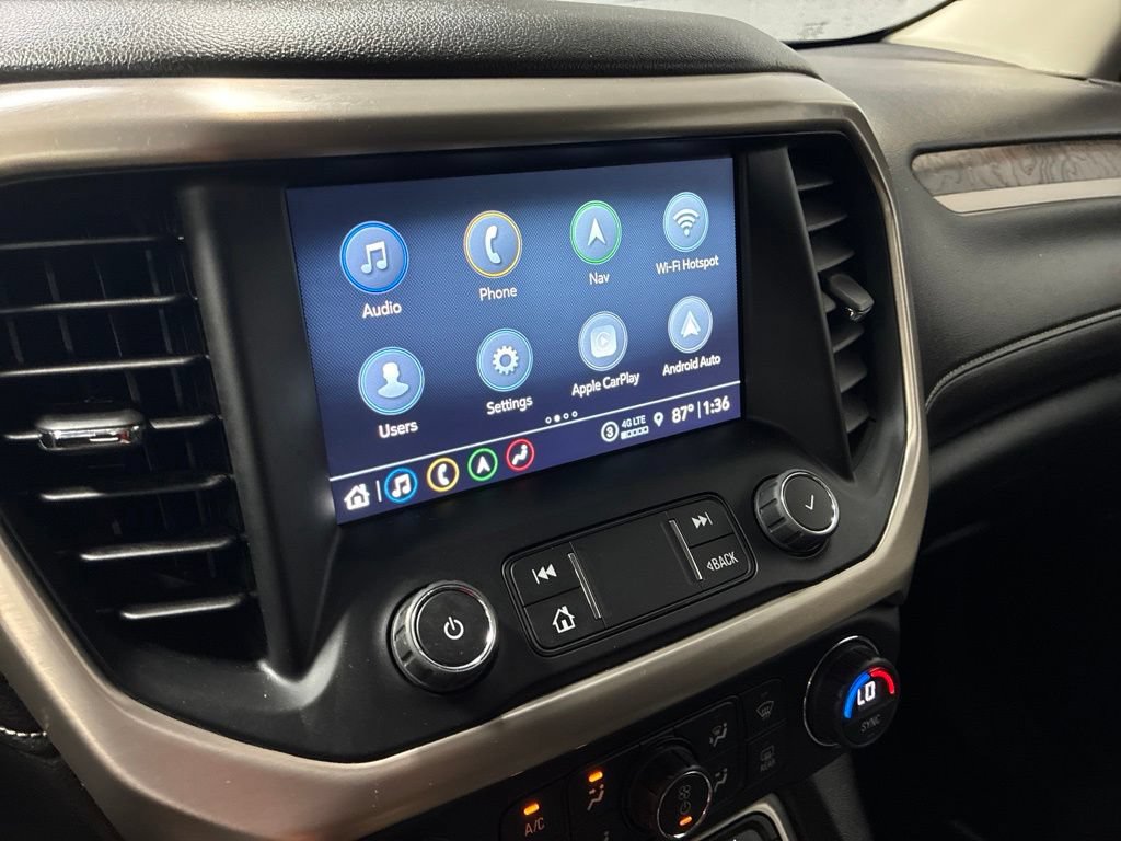 Used 2021 GMC Acadia Denali w/ Denali Technology Package AWD/4WD image 18