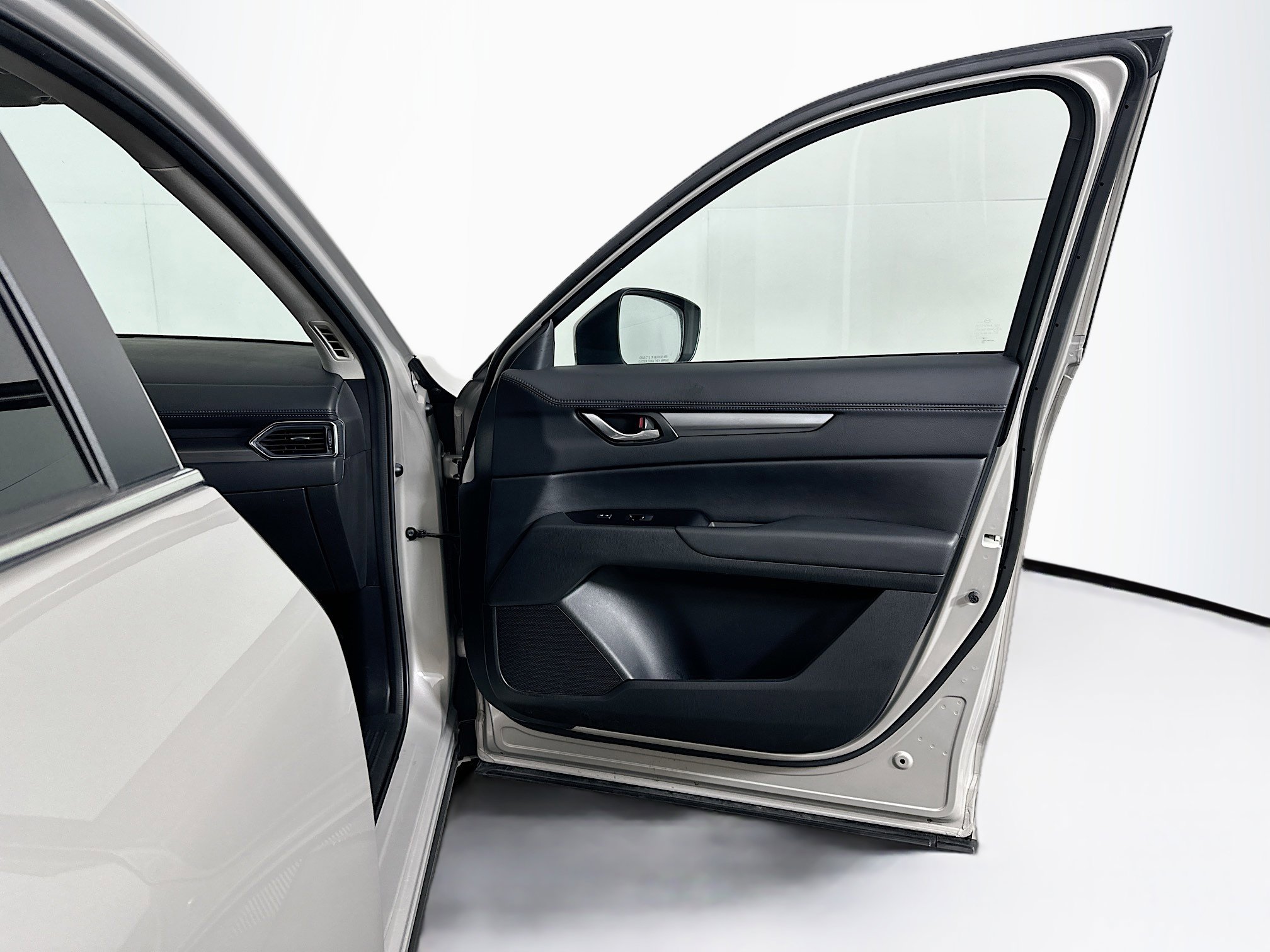 Used 2025 MAZDA CX-5 AWD 2.5 S w/ Preferred Package image 32