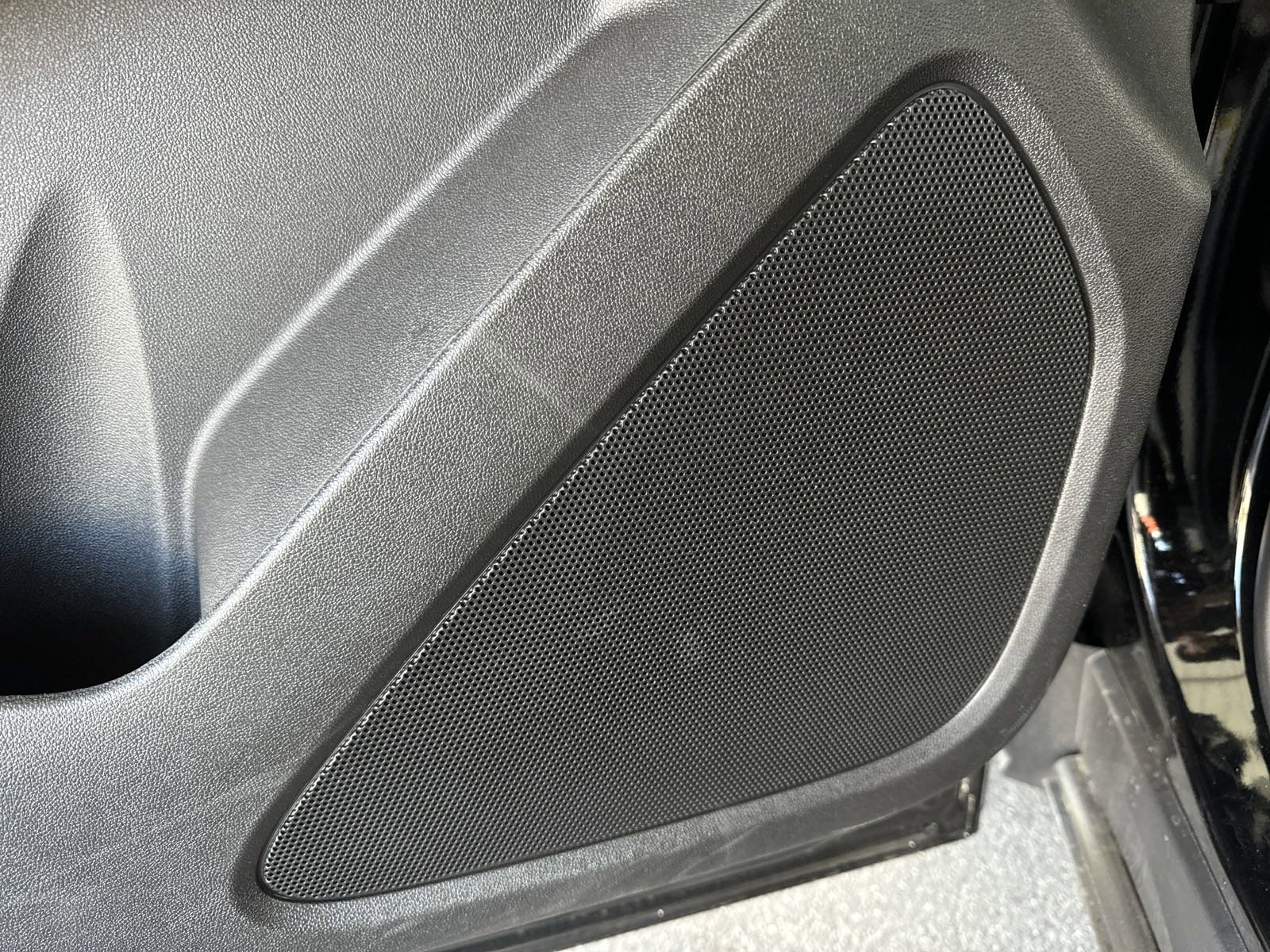 New 2024 Chevrolet Equinox LS w/ LS Convenience Package image 12