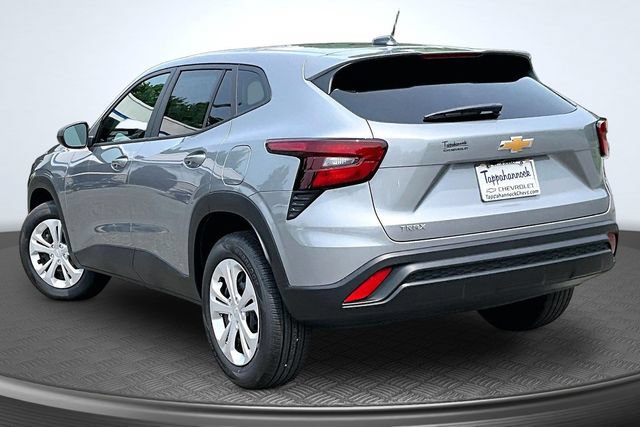 New 2026 Chevrolet Trax LS FWD image 3