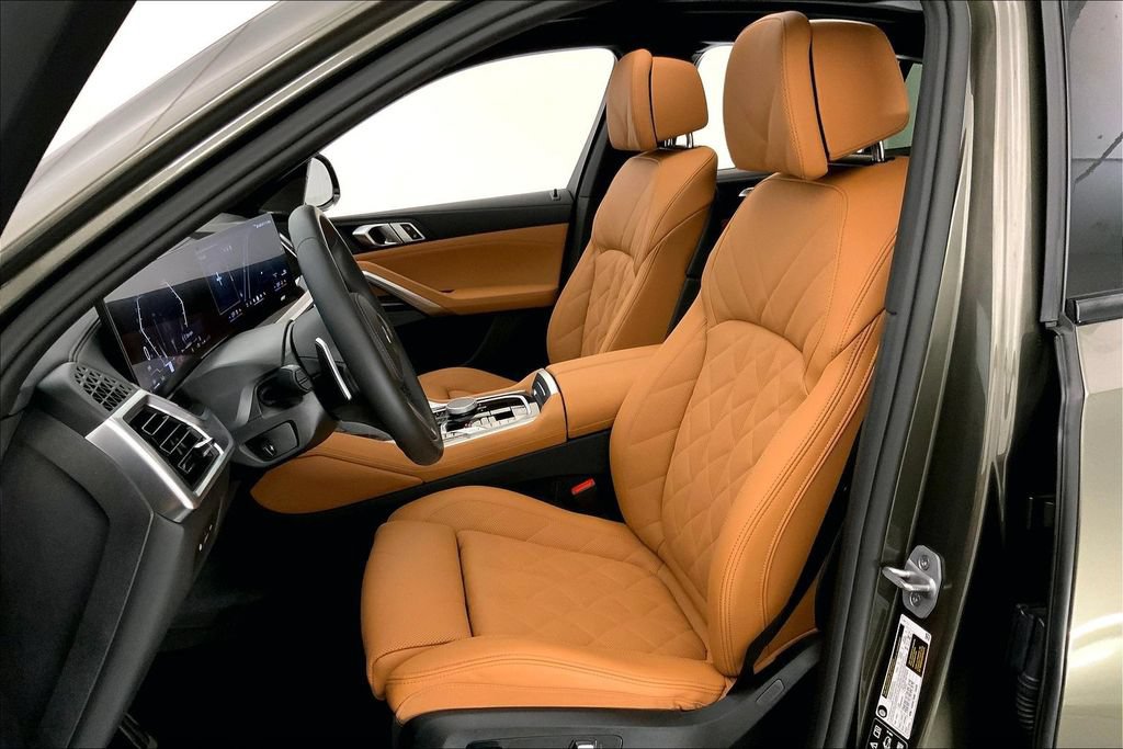 Certified 2026 BMW X6 xDrive40i AWD/4WD image 13