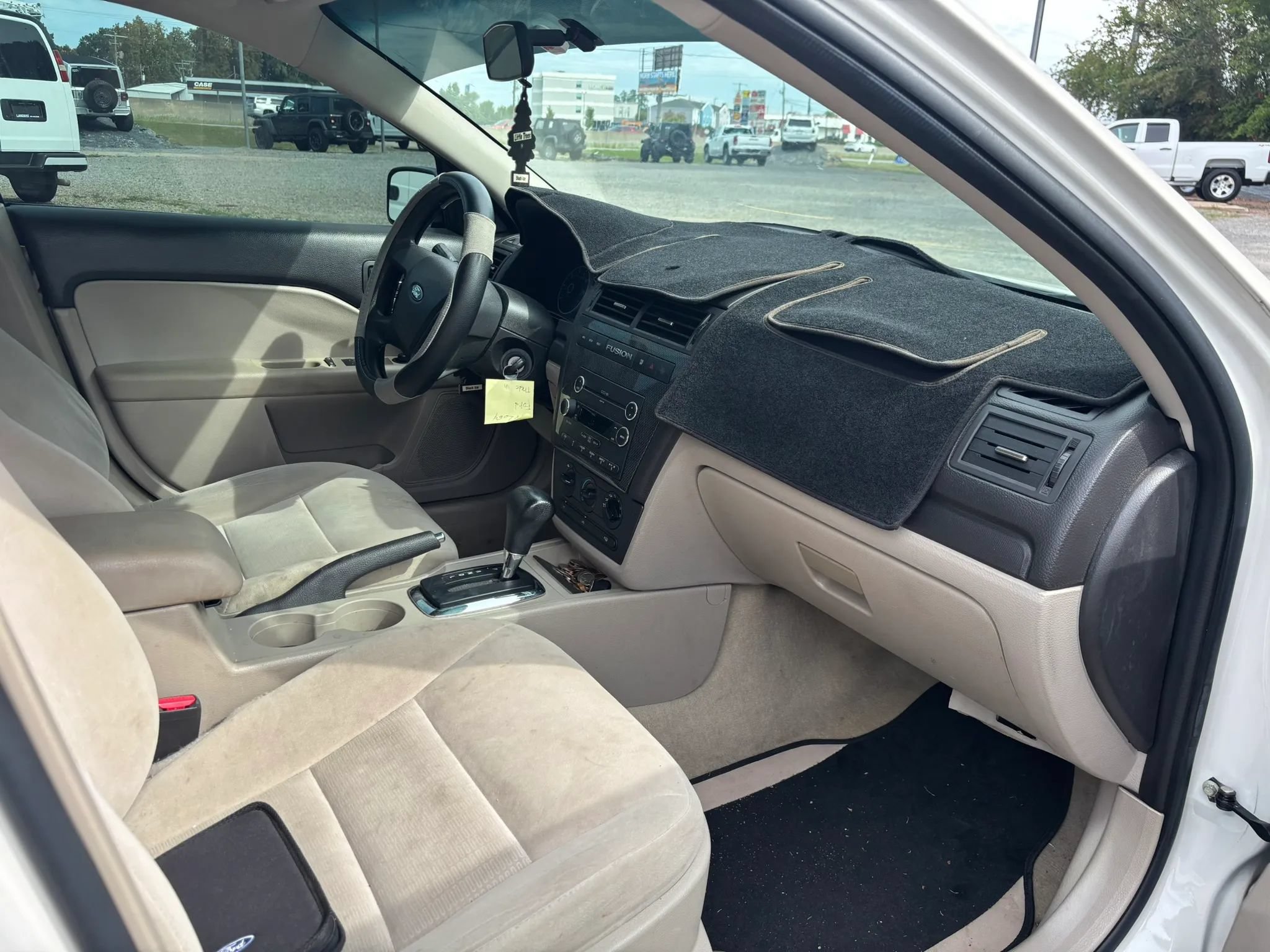 Used 2008 Ford Fusion SE FWD image 16