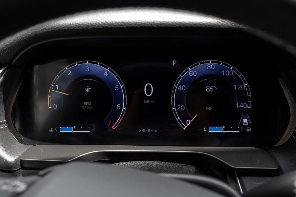 Used 2023 Jeep Grand Cherokee Altitude image 28