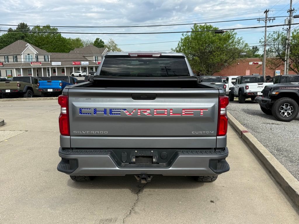 Used 2020 Chevrolet Silverado 1500 Custom w/ Custom Value Package AWD/4WD image 7