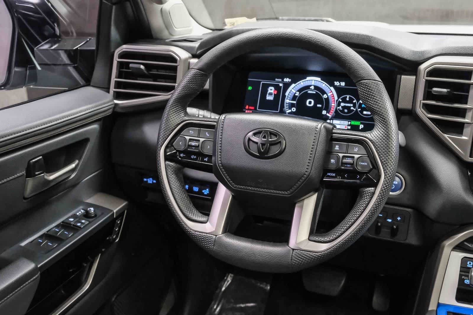 Used 2024 Toyota Tundra Limited AWD/4WD image 10