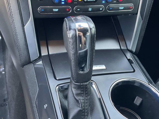 Used 2018 Ford Explorer Platinum image 16