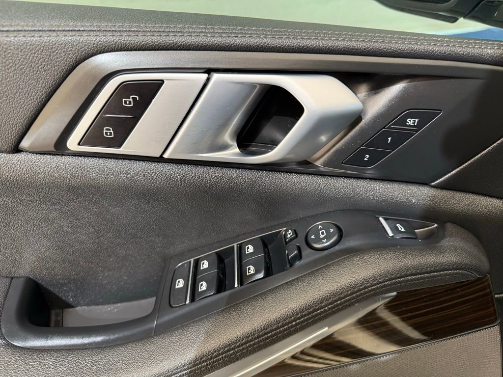 Used 2020 BMW X5 sDrive40i w/ Convenience Package image 32