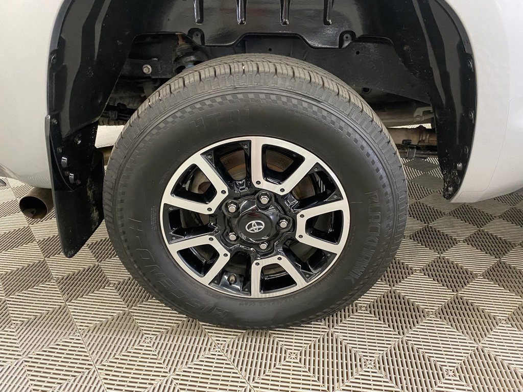 Used 2021 Toyota Tundra Limited image 9