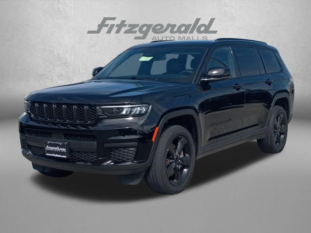 Used 2023 Jeep Grand Cherokee L Laredo image 2