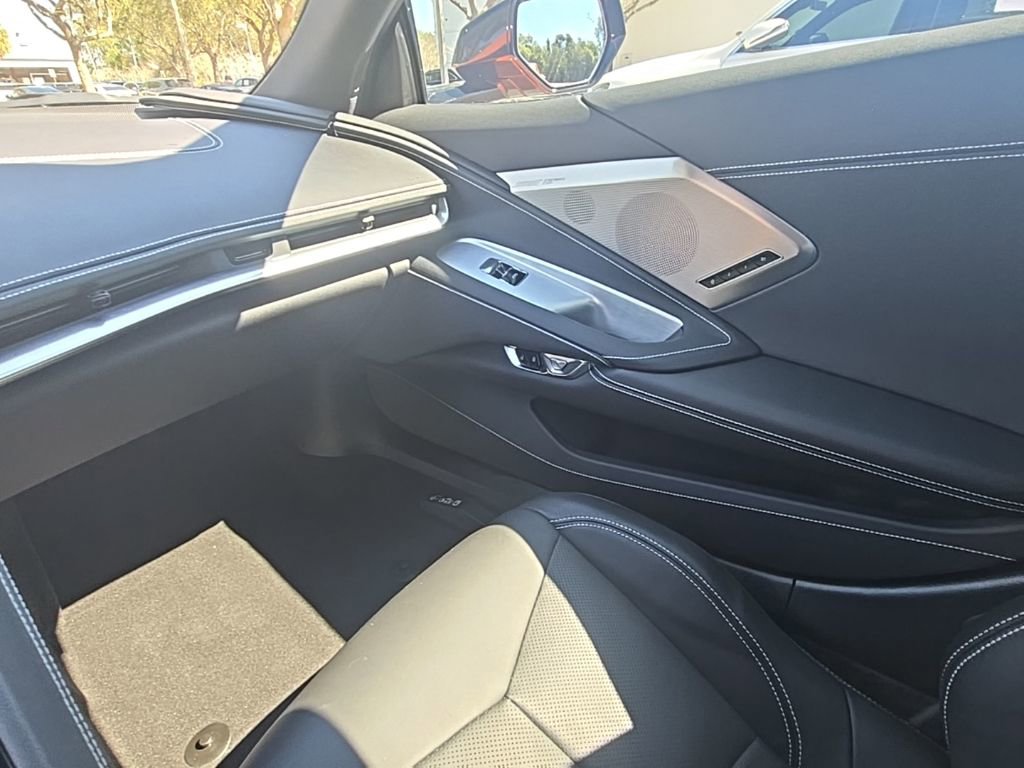 Used 2023 Chevrolet Corvette Stingray Preferred Cpe w/ Z51 Performance Package image 26