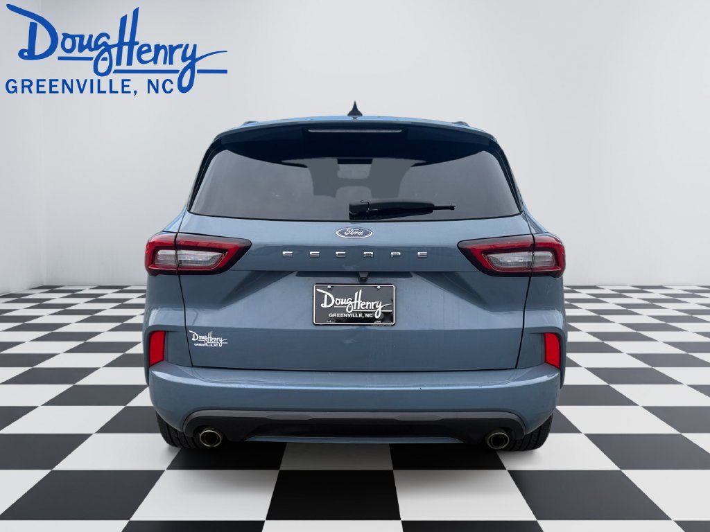Used 2023 Ford Escape ST-Line FWD image 4