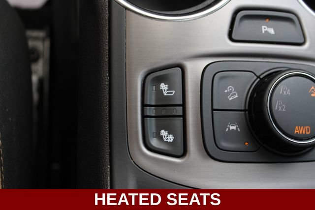 Used 2024 GMC Terrain AT4 w/ Infotainment Package II AWD/4WD image 5