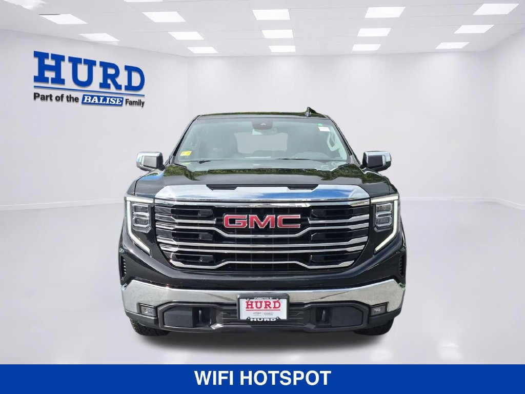Used 2025 GMC Sierra 1500 SLT AWD/4WD image 12