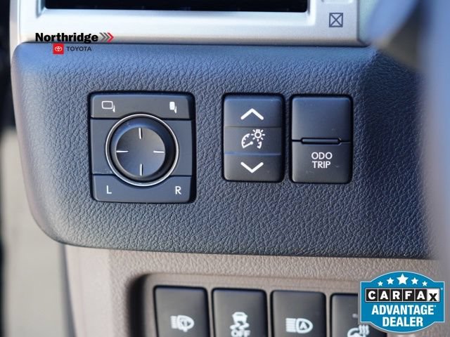 Used 2021 Lexus GX 460 Premium w/ Premium Package AWD/4WD image 20