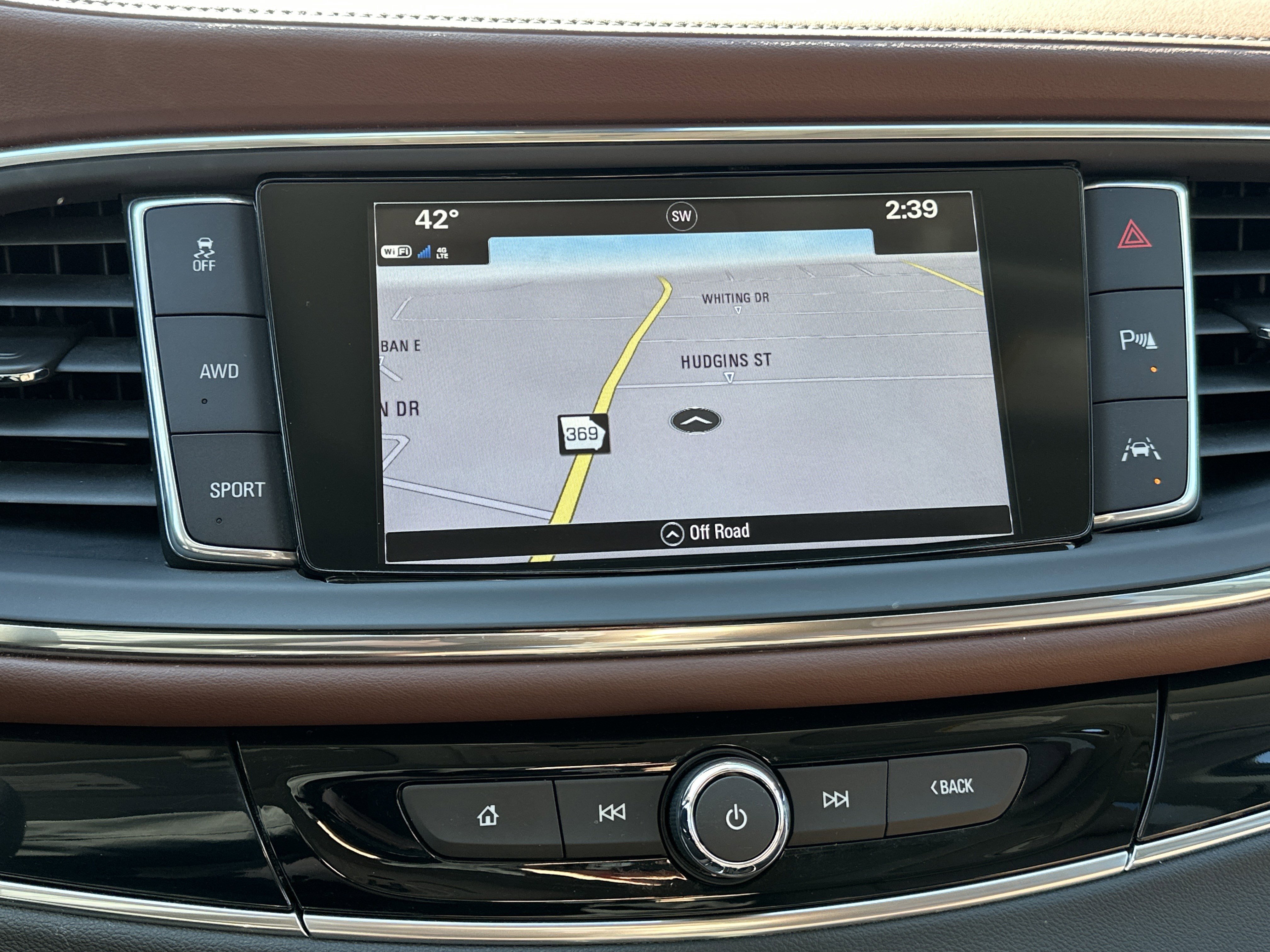 Used 2018 Buick Enclave Avenir w/ Avenir Technology Package image 26