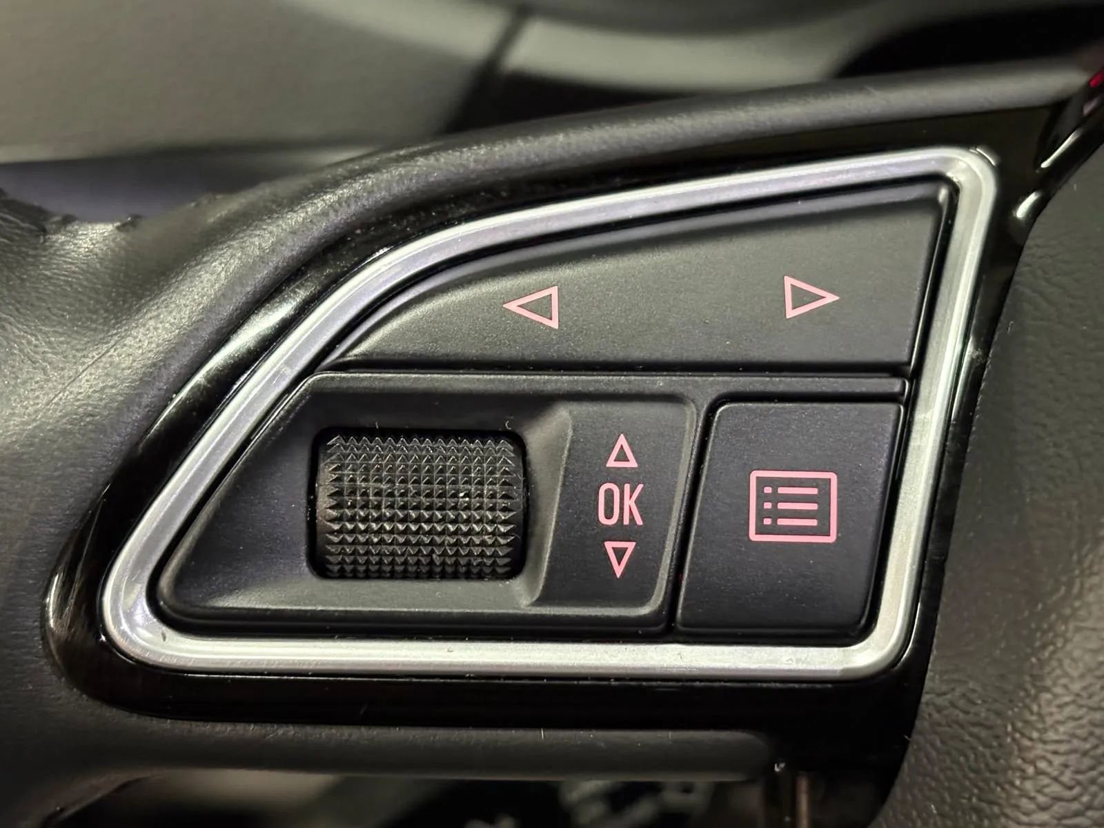 Used 2018 Audi Q3 2.0T Premium image 31