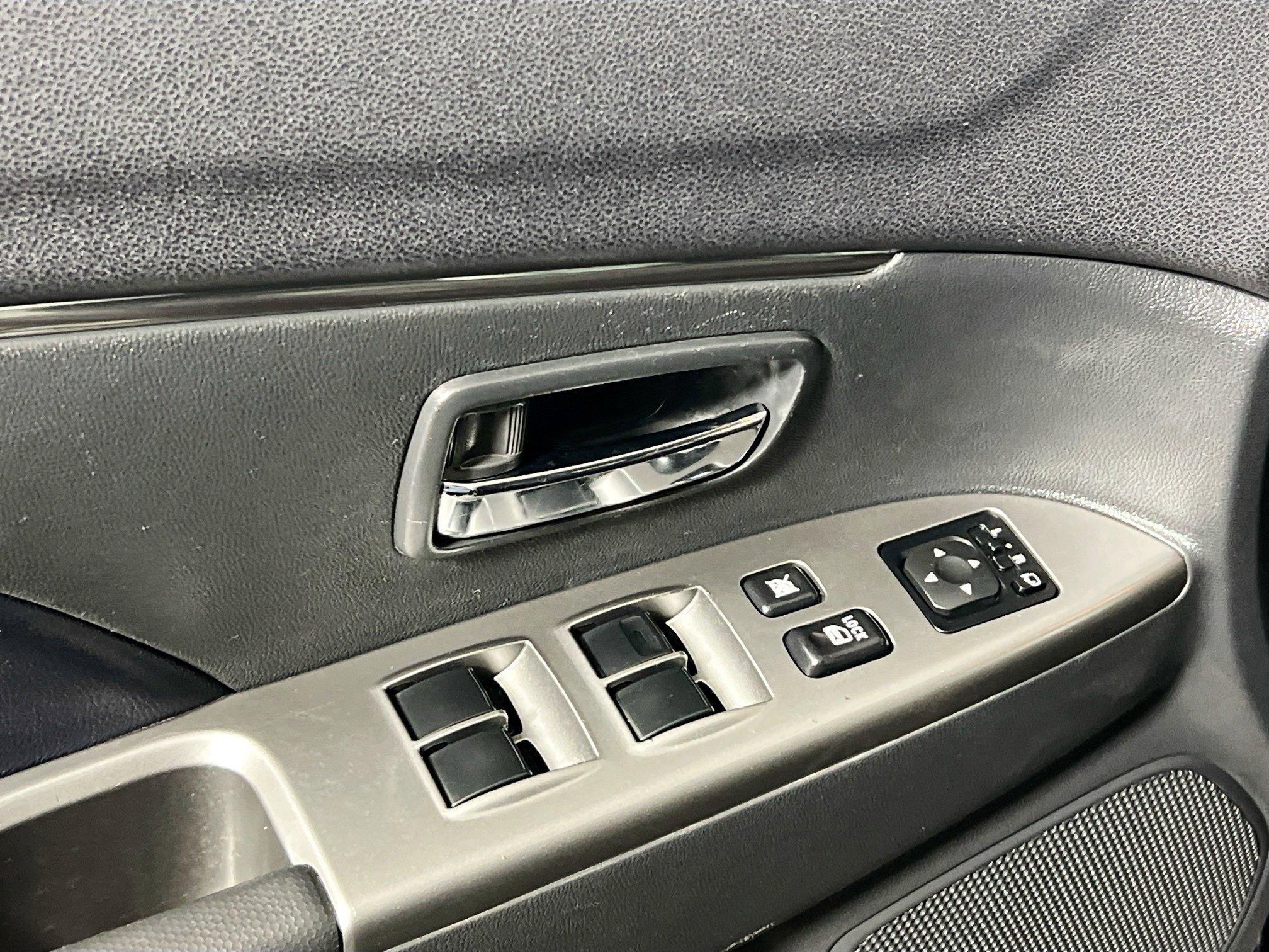 Used 2024 Mitsubishi Outlander Sport ES AWD/4WD image 16