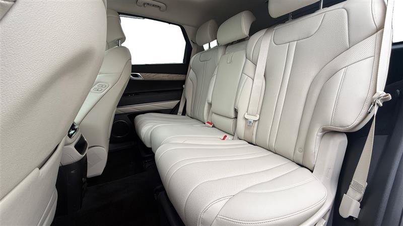 Used 2021 Genesis GV80 3.5T AWD/4WD image 16
