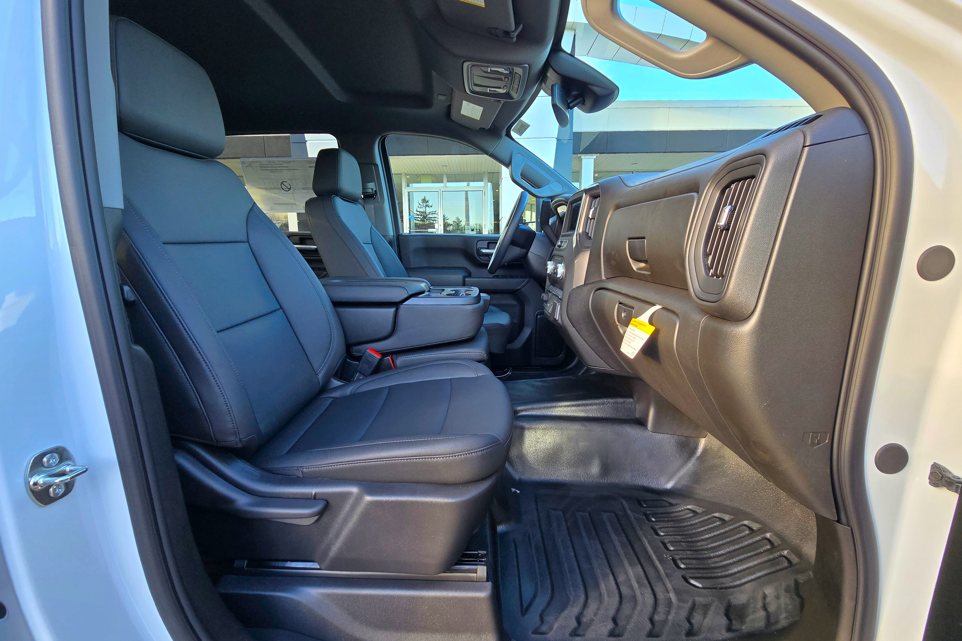 New 2025 GMC Sierra 3500 Pro w/ Convenience Package image 19