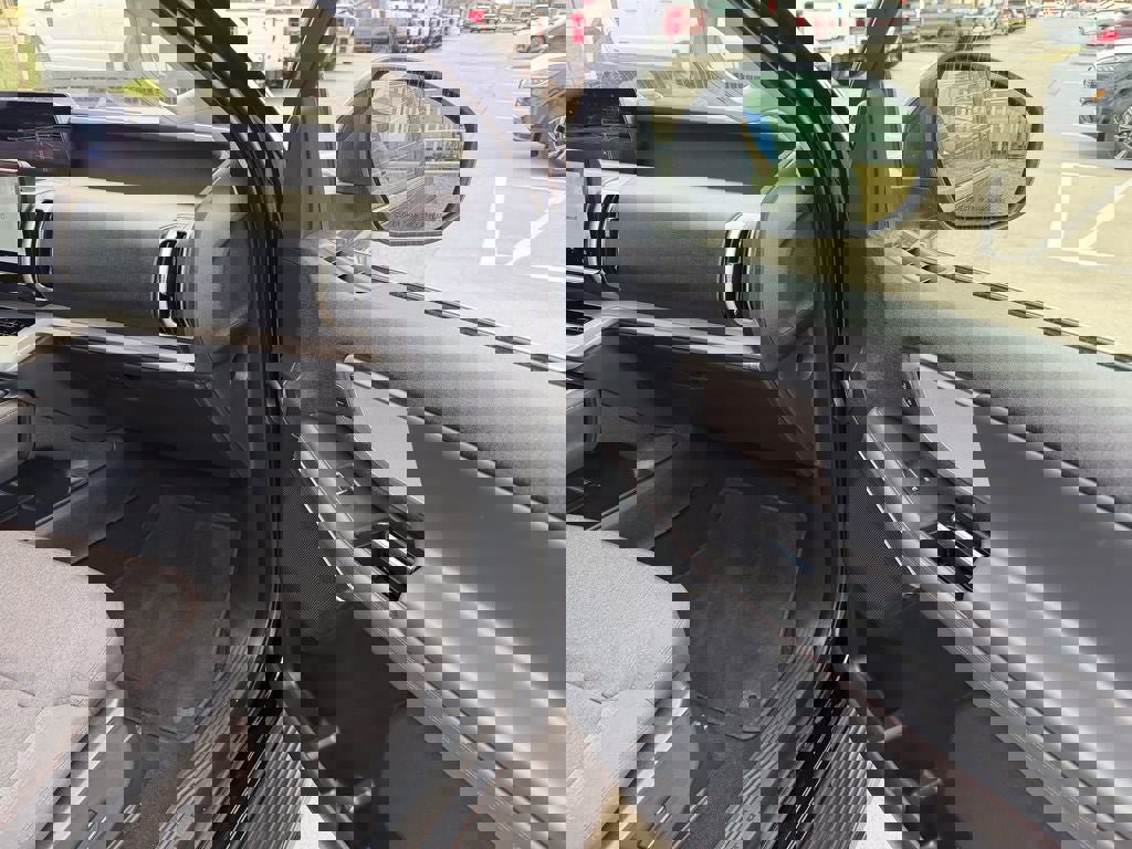 Certified 2025 Ford Expedition Active AWD/4WD image 19