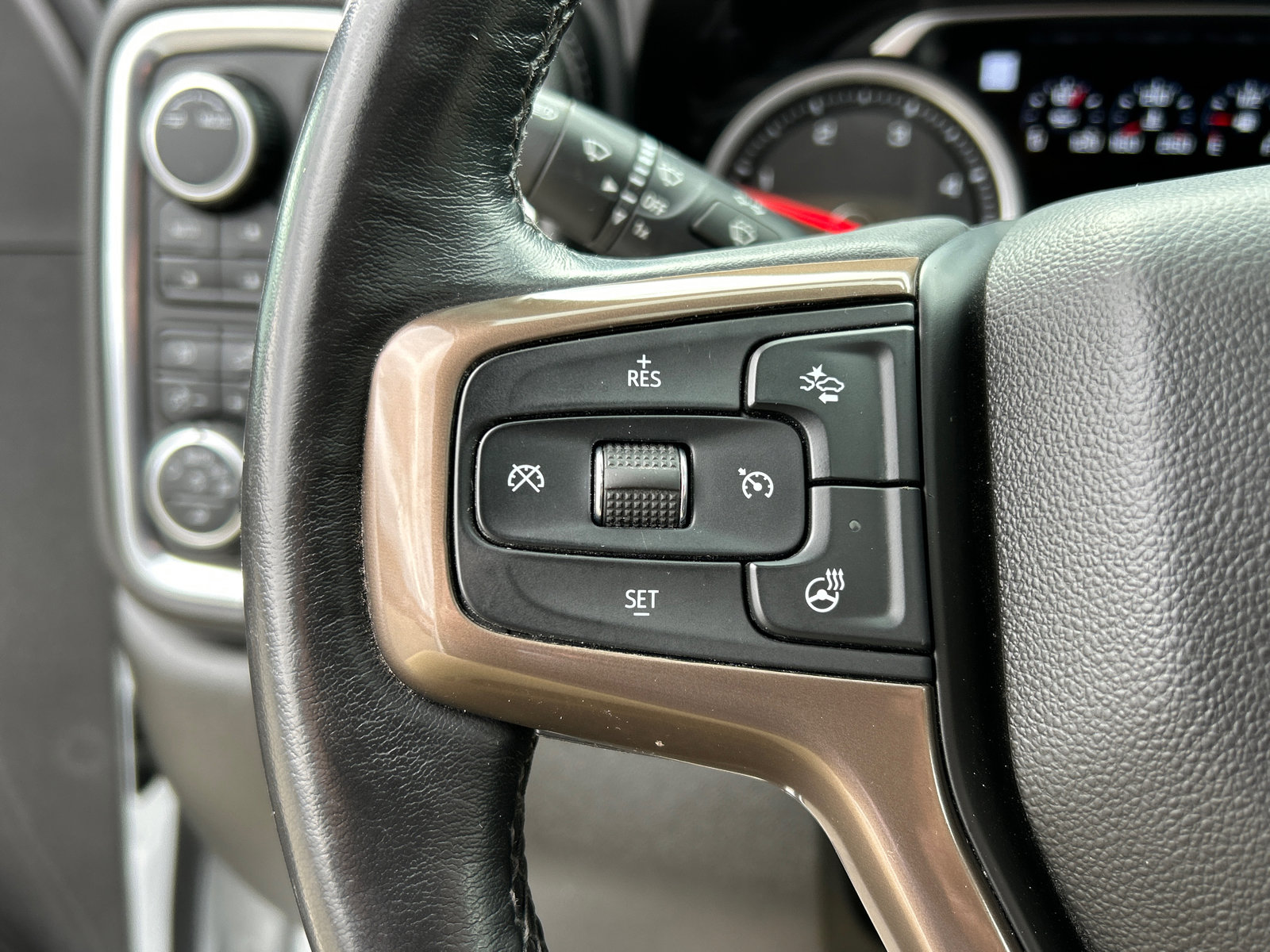 Used 2022 Chevrolet Silverado 2500 High Country image 13