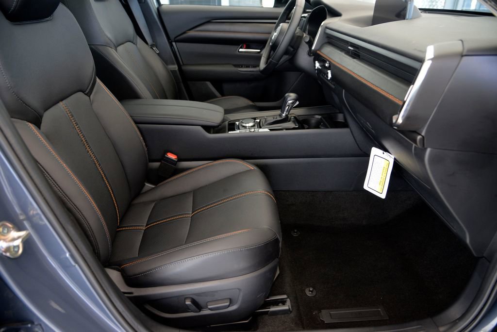 Certified 2025 MAZDA CX-50 AWD 2.5 S w/ Cargo Package image 30