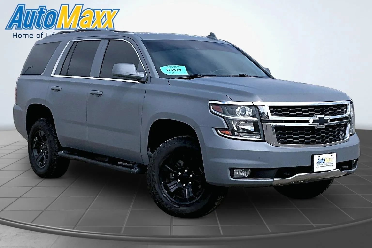 Used 2018 Chevrolet Tahoe LT w/ Z71 Midnight Edition AWD/4WD image 3