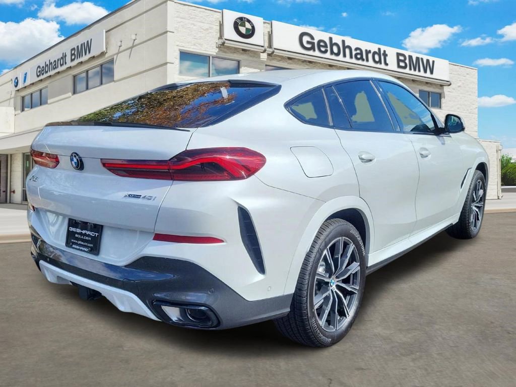 New 2026 BMW X6 xDrive40i w/ Climate Comfort Package image 5