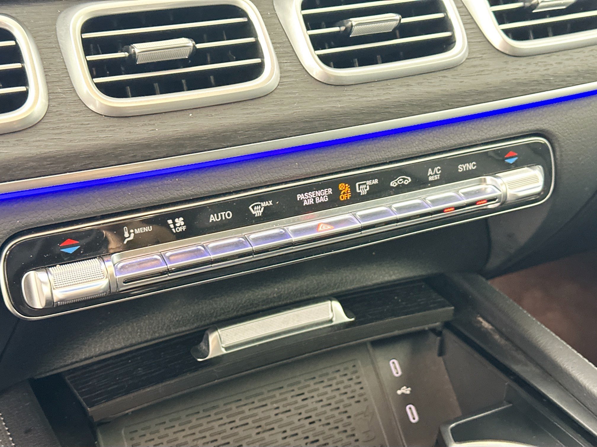 Certified 2025 Mercedes-Benz GLE 350 4MATIC image 20