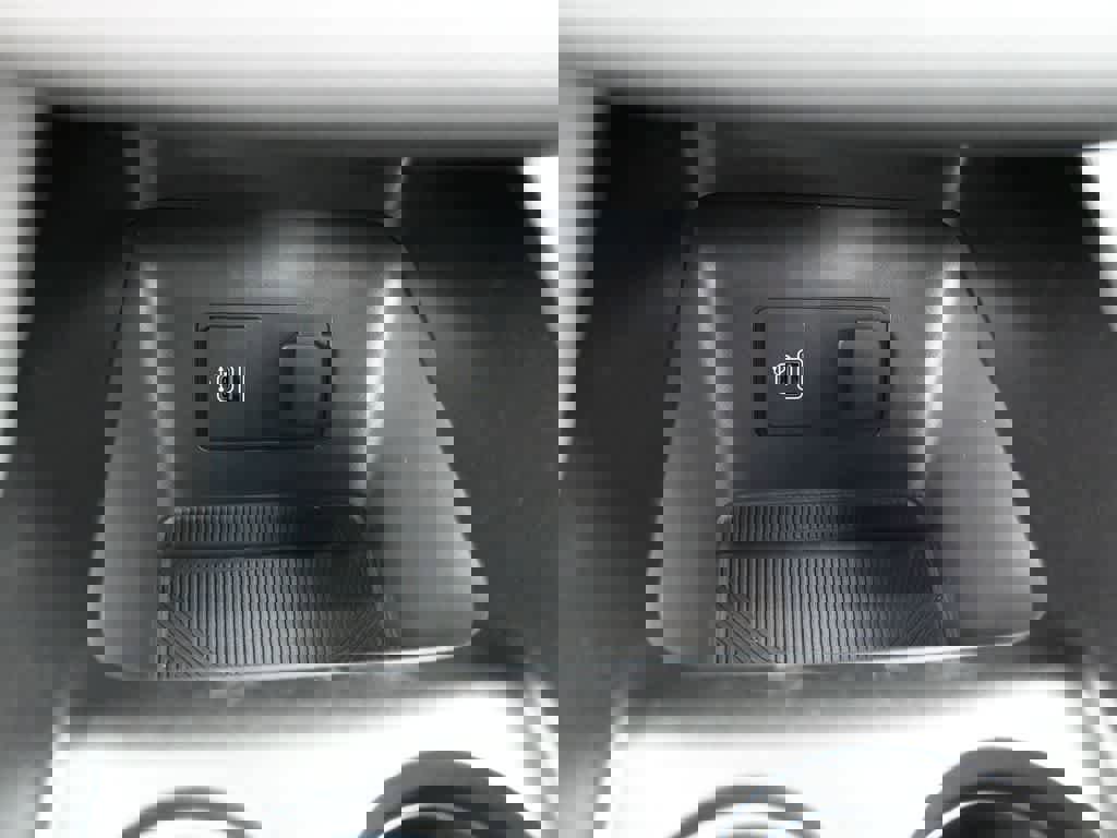 New 2026 Ford Explorer Active image 35