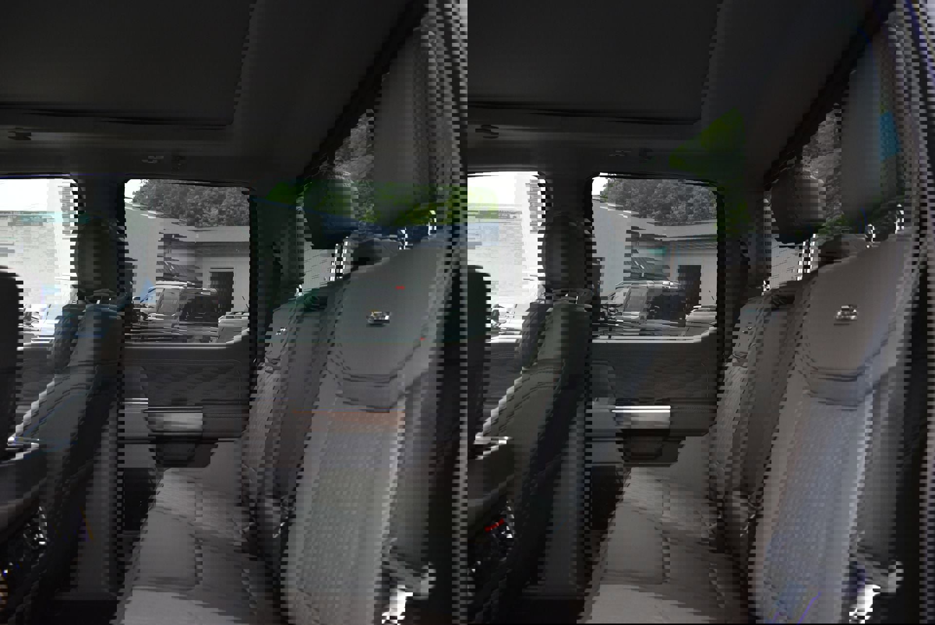 New 2025 Ford F250 Platinum w/ Platinum Plus Package image 16