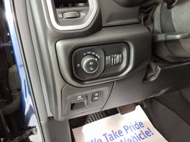 Used 2019 RAM 1500 Big Horn AWD/4WD image 16