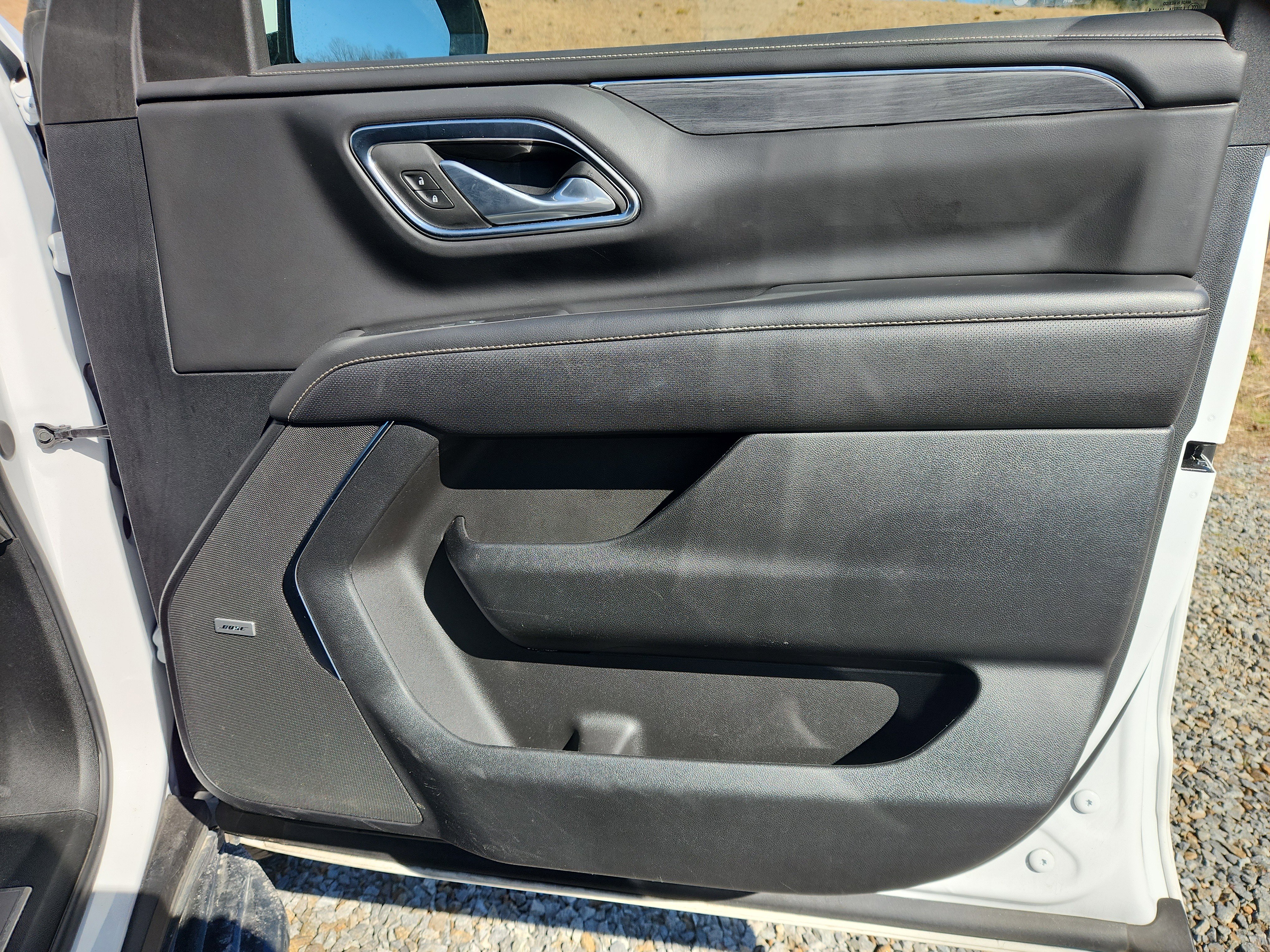 Used 2024 GMC Yukon SLT image 28