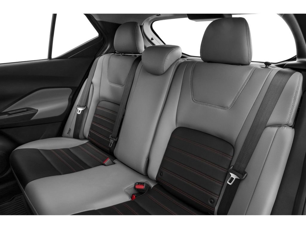 Used 2024 Nissan Kicks SR w/ SR Premium Package FWD image 8