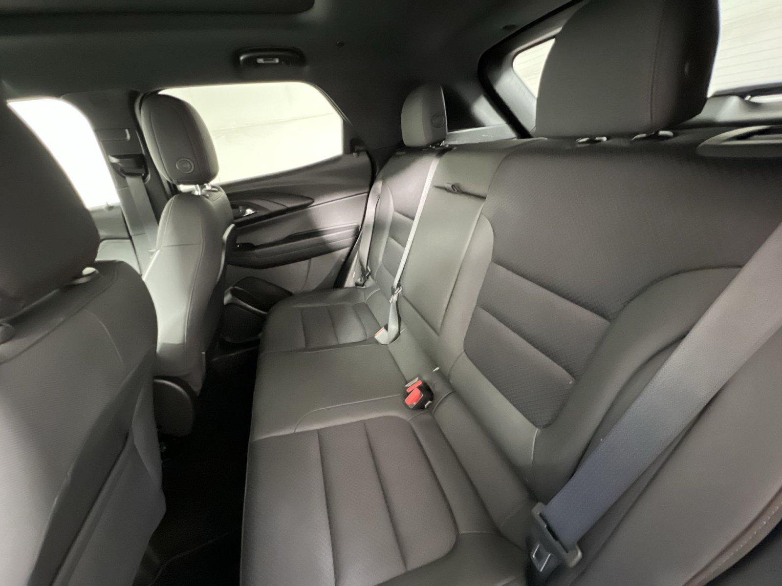 Used 2023 Chevrolet TrailBlazer RS w/ Sun and Liftgate Package AWD/4WD image 24
