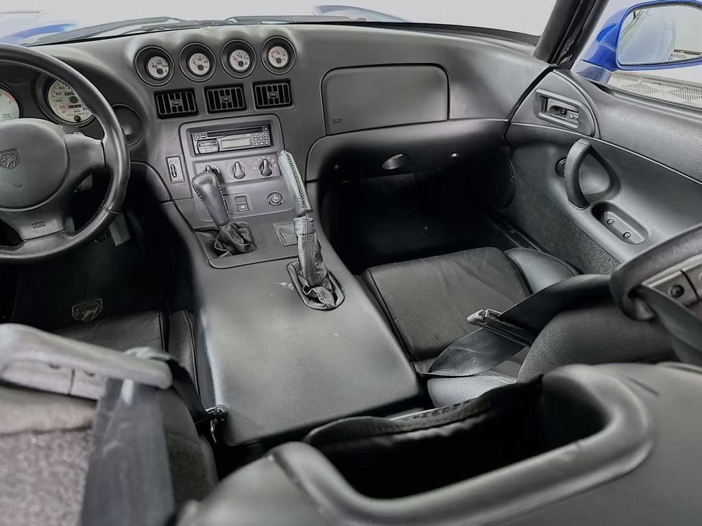 Used 1997 Dodge Viper GTS RWD image 21