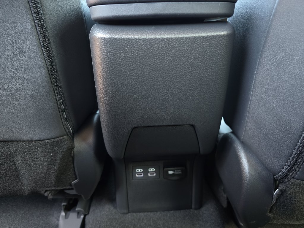 New 2026 Toyota Prius Plug-In Hybrid FWD image 20