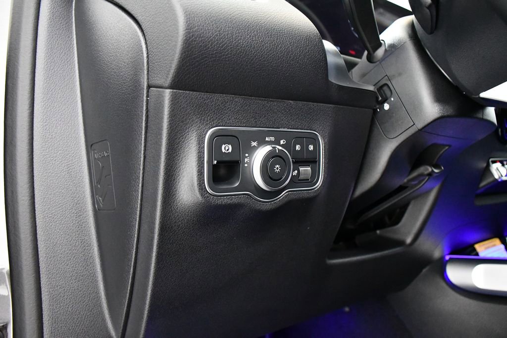 New 2026 Mercedes-Benz GLB 250 4MATIC image 13