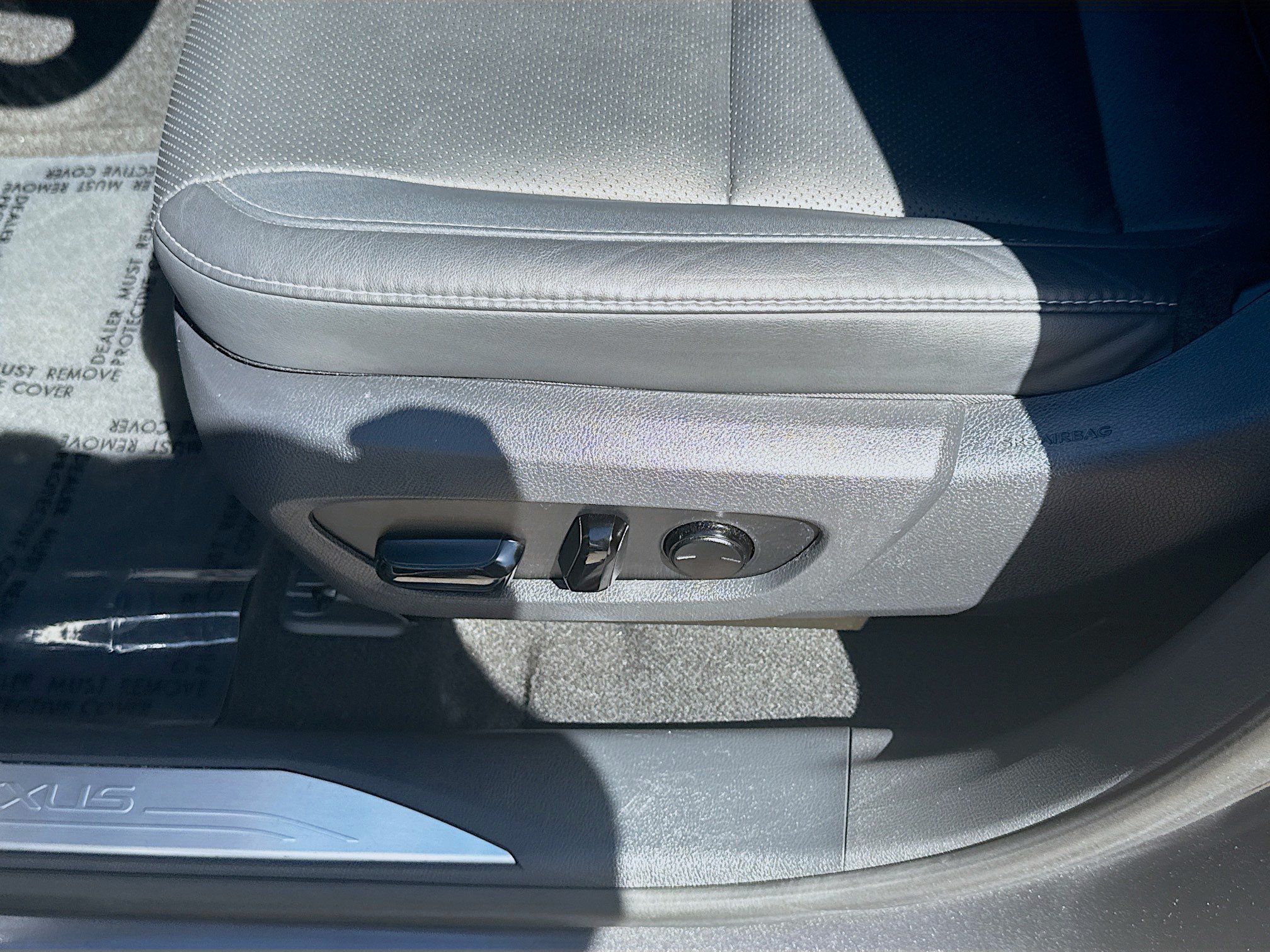Used 2024 Lexus RX 350 FWD w/ Technology Package image 18
