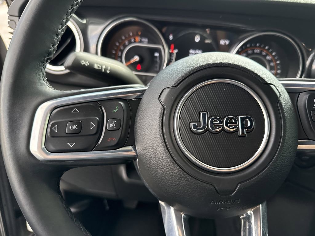 Used 2021 Jeep Wrangler Unlimited Sahara image 24